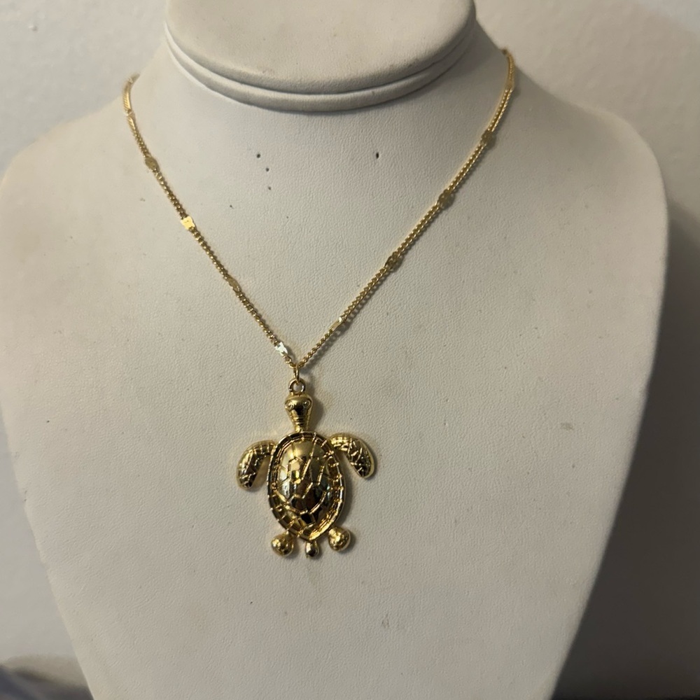 LEAF STATEMENT NECKLACE - Picture 4 of 11